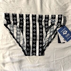 New arena swim brief size 32